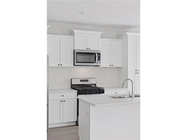 628 Franklin Street, Roberts, WI 54023