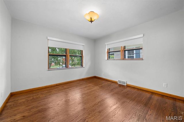 4325 Alma Avenue, St Louis, MO 63116