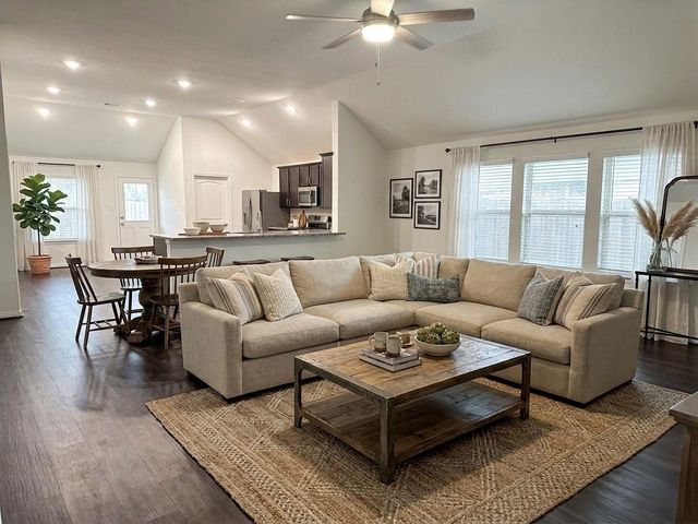 15903 Tug Court, Crosby, TX 77532