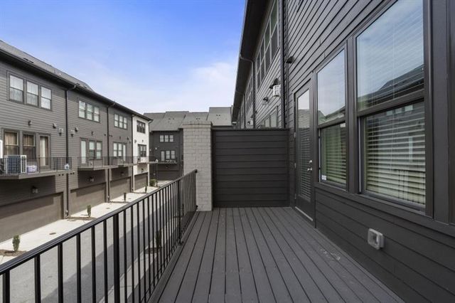 6654 Sterling Drive, Atlanta, GA 30328