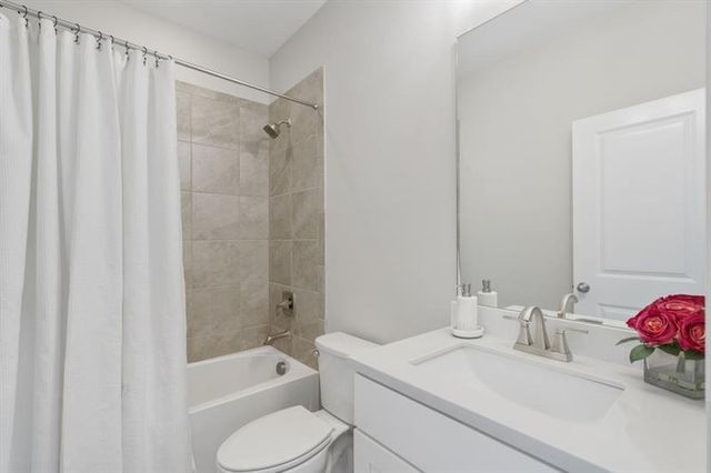 6654 Sterling Drive, Atlanta, GA 30328