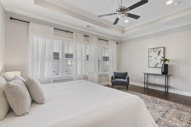 6654 Sterling Drive, Atlanta, GA 30328
