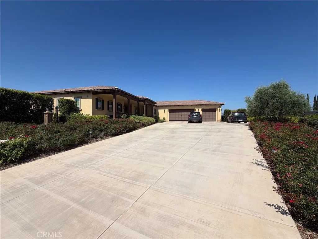 7887 Arroyo Vista Court, Riverside, CA 92506