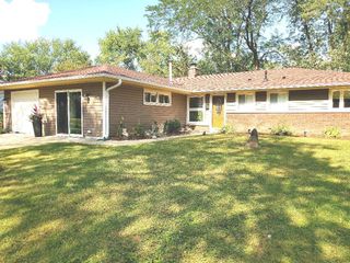 111 Westover Lane, Schaumburg, IL 60193