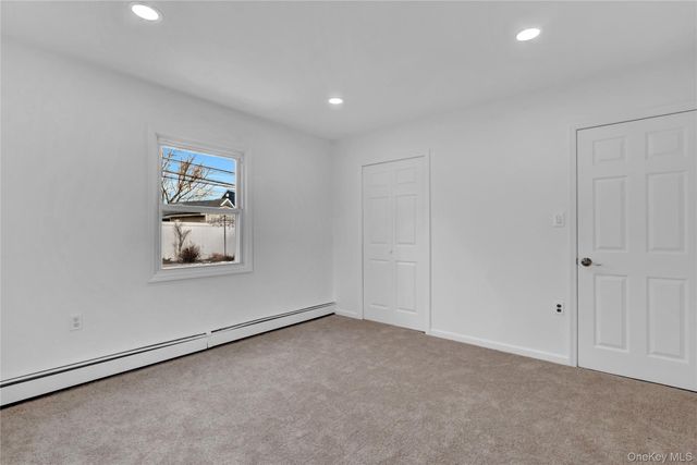 31 Bluespruce Road, Levittown, NY 11756