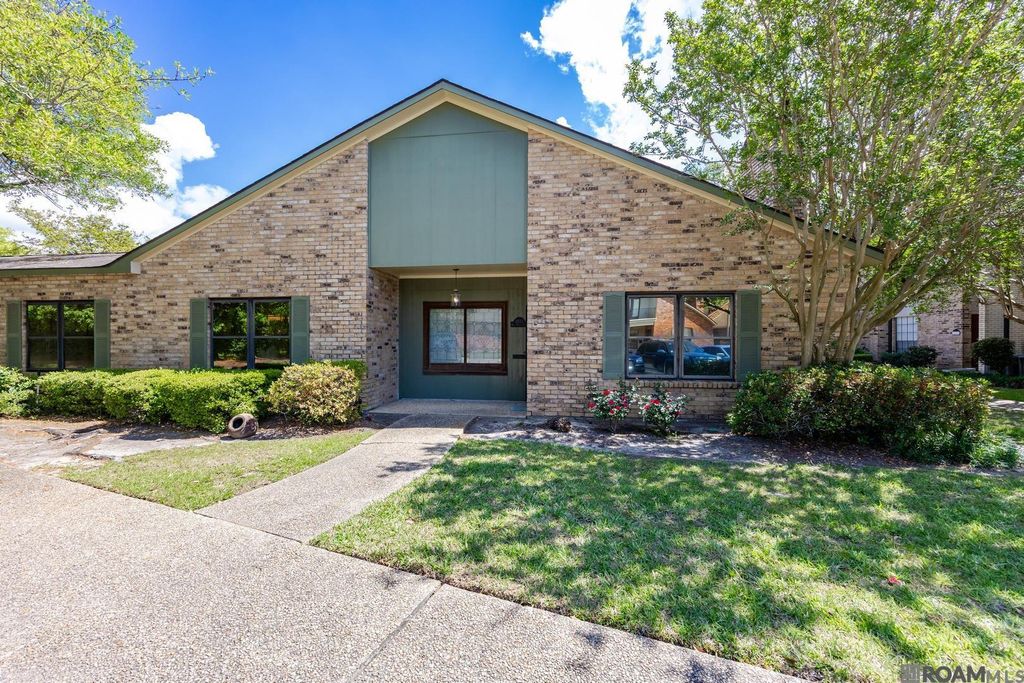 2033 W Magna Carta Pl, Baton Rouge, LA 70815