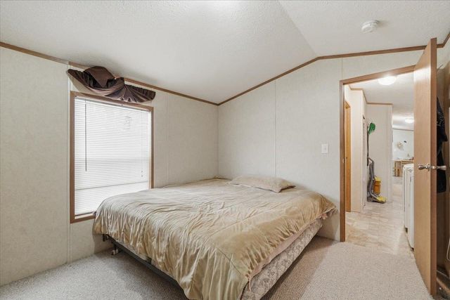 18 Avenue A, Burlington, VT 05408