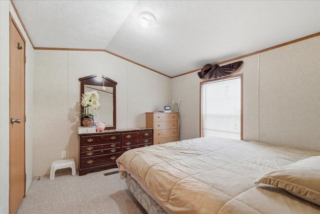 18 Avenue A, Burlington, VT 05408