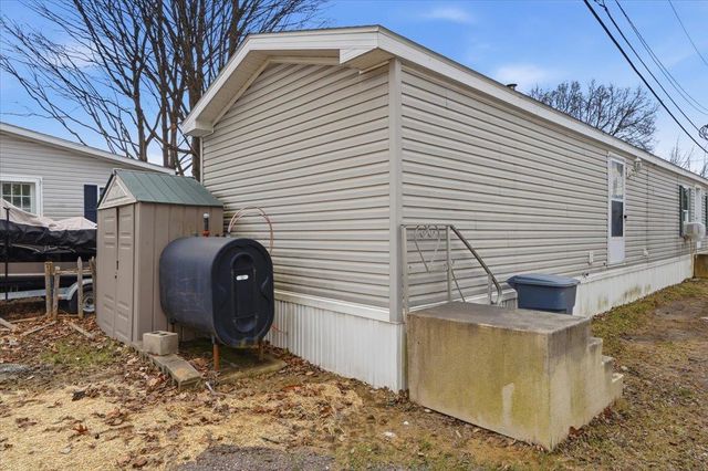 18 Avenue A, Burlington, VT 05408
