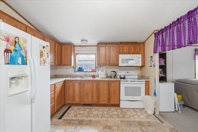 18 Avenue A, Burlington, VT 05408