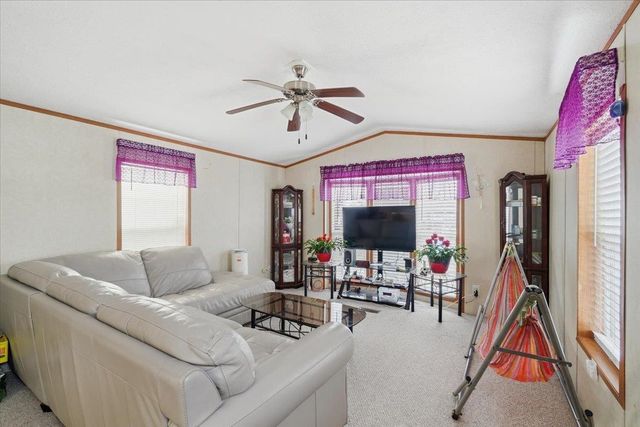 18 Avenue A, Burlington, VT 05408