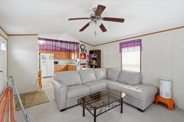 18 Avenue A, Burlington, VT 05408