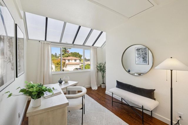 181 Centre 11, Mountain View, CA 94041