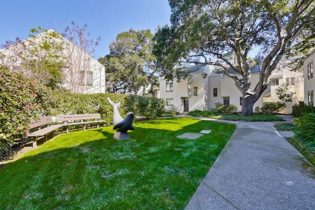 181 Centre 11, Mountain View, CA 94041