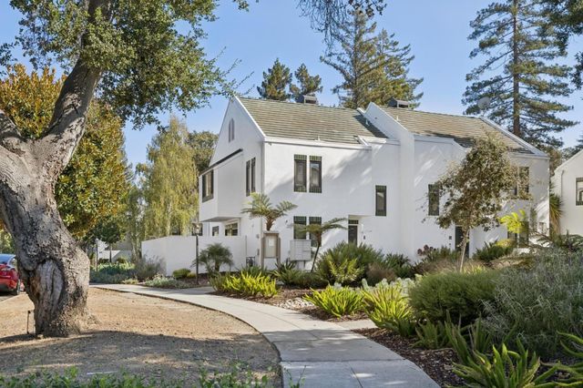181 Centre 11, Mountain View, CA 94041