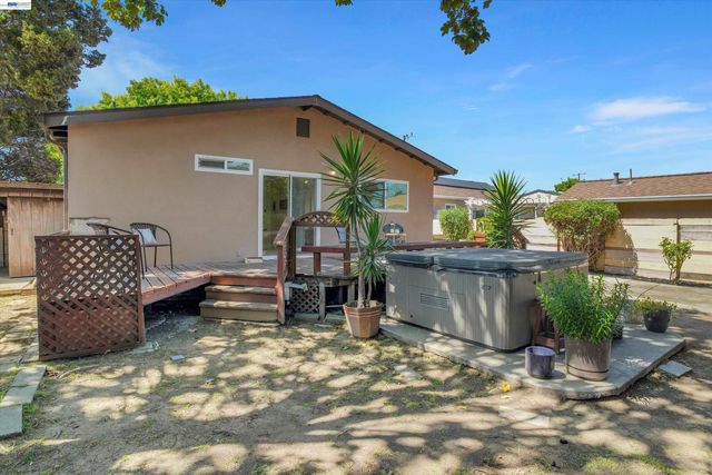 16188 Yale Ave, Ashland, CA 94580