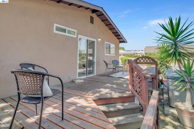 16188 Yale Ave, Ashland, CA 94580