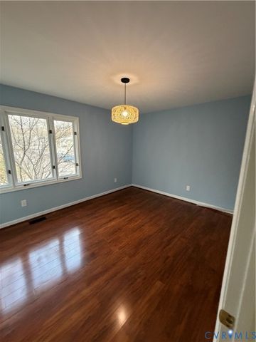 1522 Sycamore Square Dr, Midlothian, VA 23113