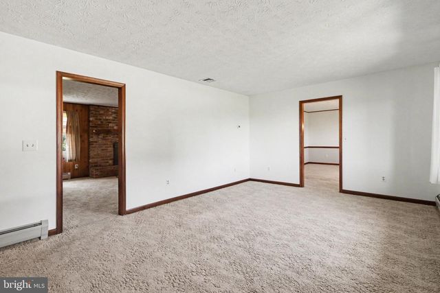 285 ORE BANK RD, Dillsburg, PA 17019