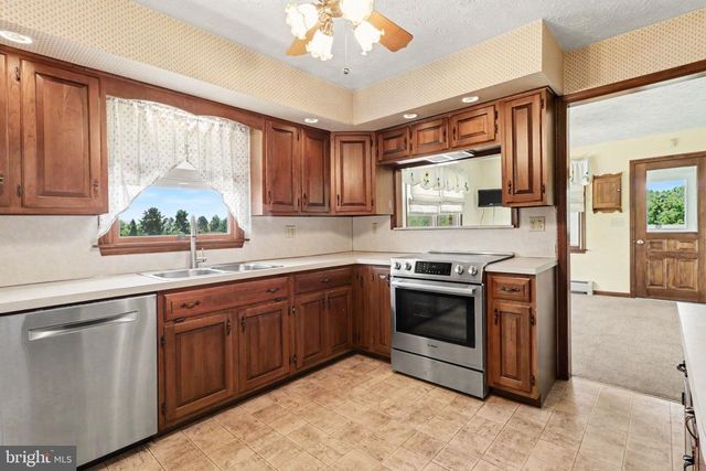 285 ORE BANK RD, Dillsburg, PA 17019