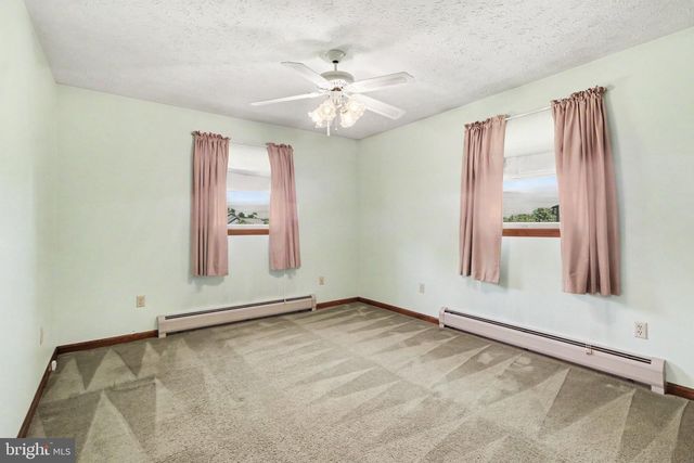 285 ORE BANK RD, Dillsburg, PA 17019