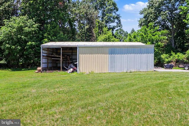 285 ORE BANK RD, Dillsburg, PA 17019