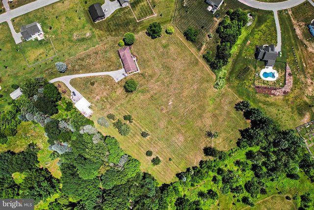285 ORE BANK RD, Dillsburg, PA 17019