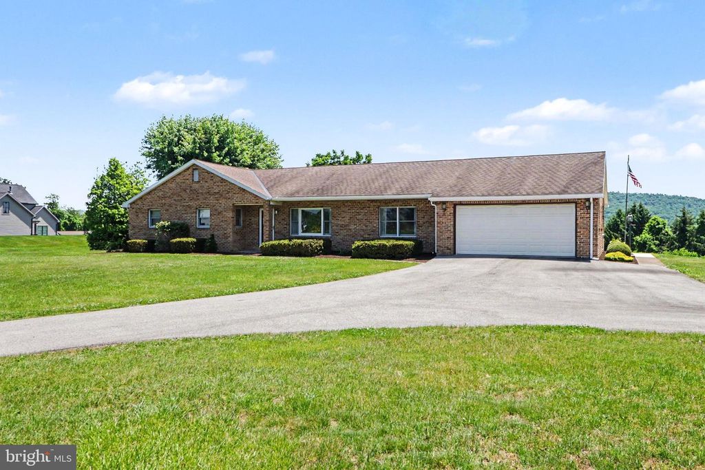 285 ORE BANK RD, Dillsburg, PA 17019