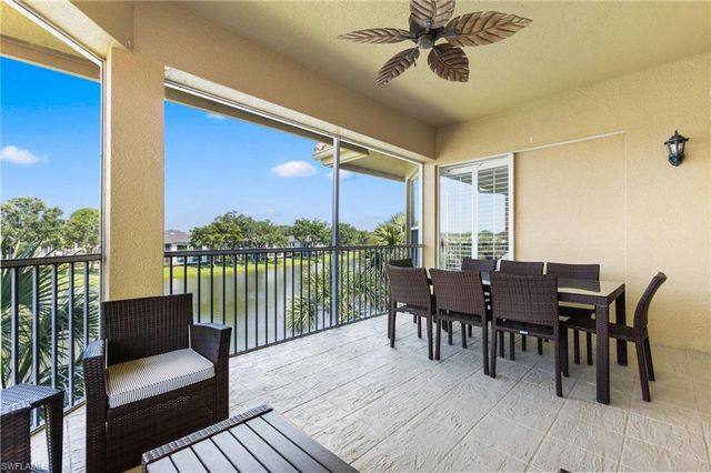 1875 Les Chateaux BLVD # 302, Naples, FL 34109