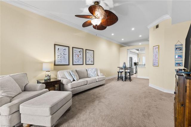 1875 Les Chateaux BLVD # 302, Naples, FL 34109