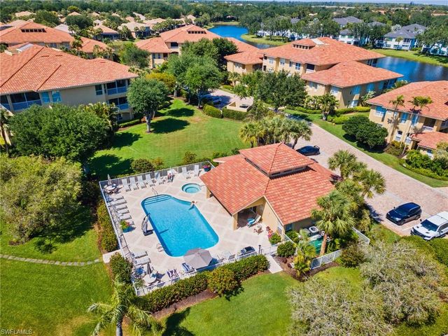 1875 Les Chateaux BLVD # 302, Naples, FL 34109