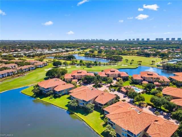 1875 Les Chateaux BLVD # 302, Naples, FL 34109