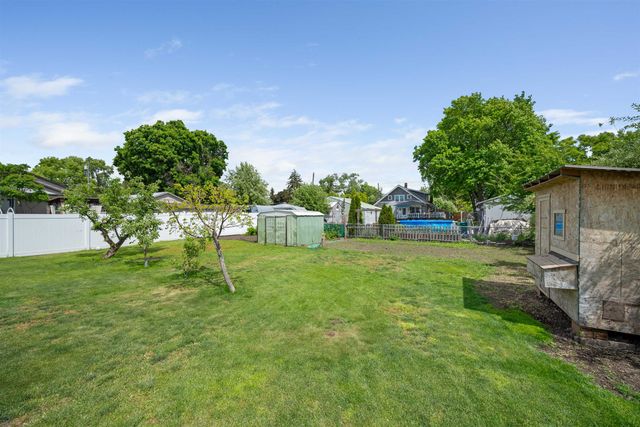 9602 E Valleyway Ave, Spokane Valley, WA 99206