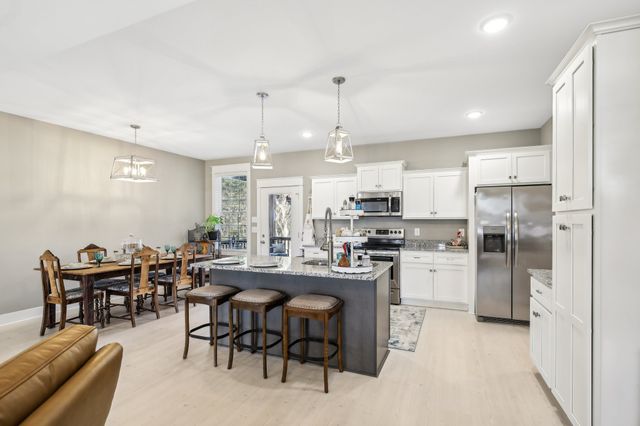 1418 Alyssa Dr, Chapel Hill, TN 37034