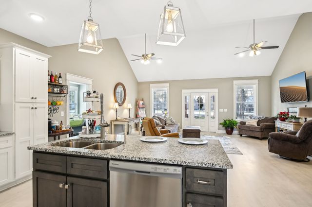 1418 Alyssa Dr, Chapel Hill, TN 37034