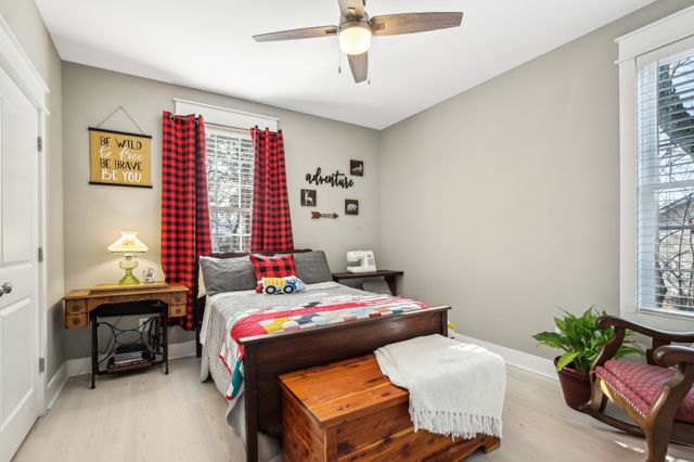 1418 Alyssa Dr, Chapel Hill, TN 37034