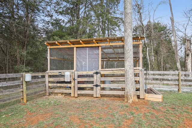 1418 Alyssa Dr, Chapel Hill, TN 37034