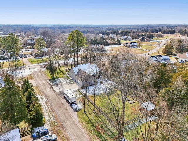 1418 Alyssa Dr, Chapel Hill, TN 37034