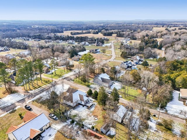 1418 Alyssa Dr, Chapel Hill, TN 37034