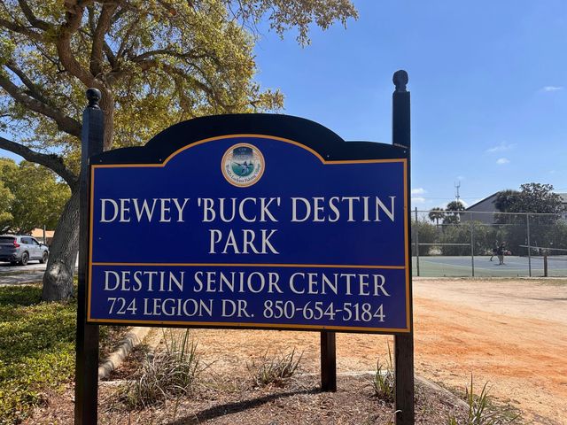 238 Indian Oaks Drive, Destin, FL 32541