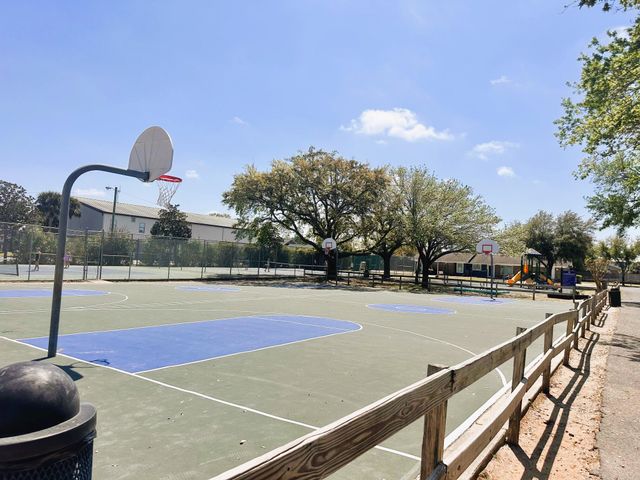 238 Indian Oaks Drive, Destin, FL 32541