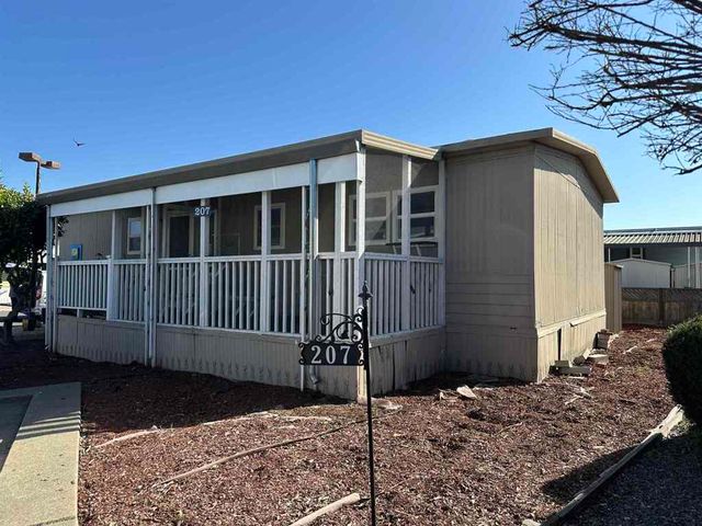 1150 W Winton Ave., Hayward, CA 94545