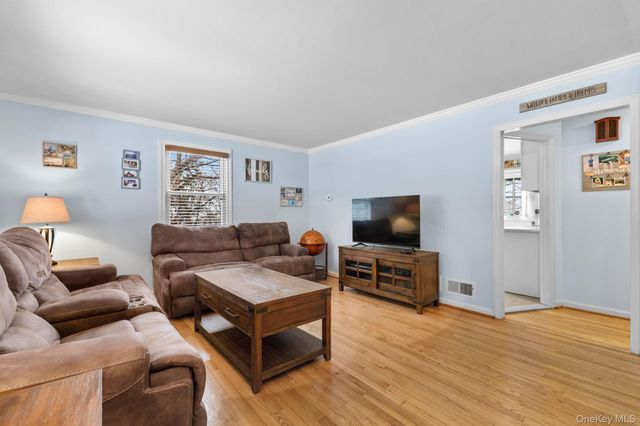 1 Beverly Road, Yonkers, NY 10710