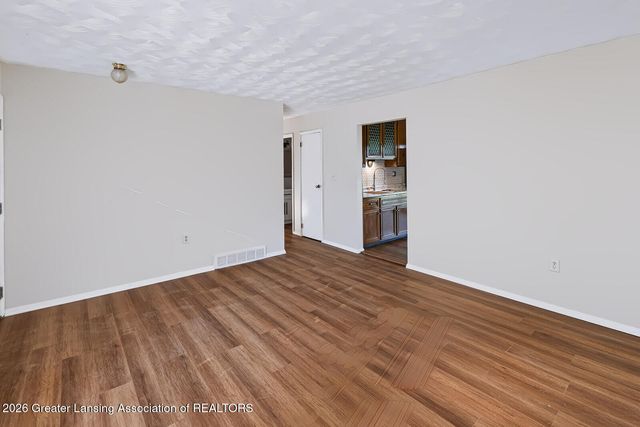 3119 Continental Drive, Lansing, MI 48911