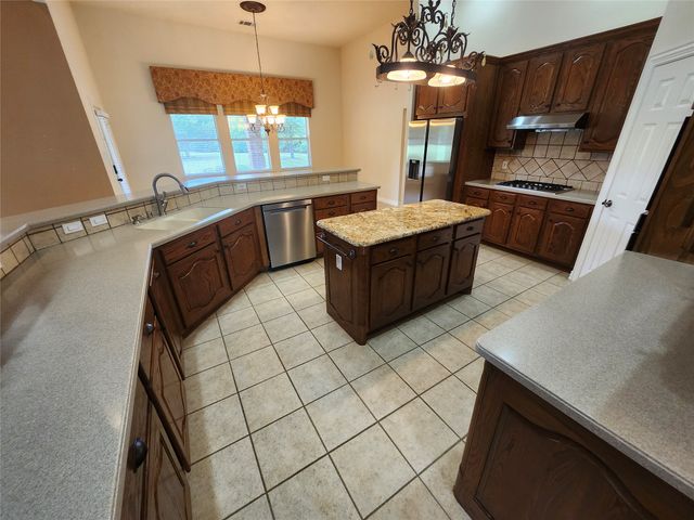 2601 Winthrop Hill Road, Denton, TX 76226