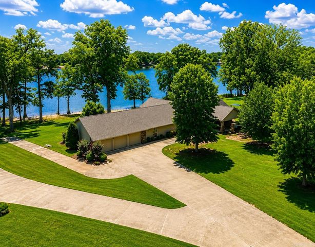 10946 Plantation Lake Road, Scott, AR 72142