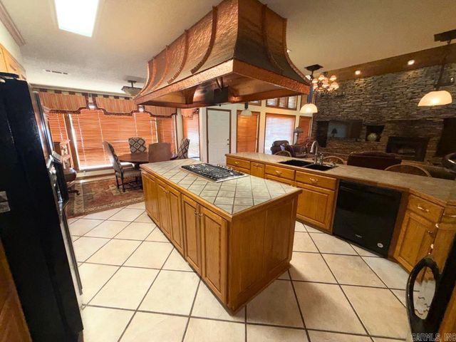 10946 Plantation Lake Road, Scott, AR 72142