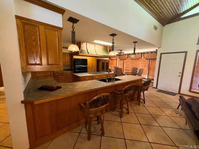 10946 Plantation Lake Road, Scott, AR 72142