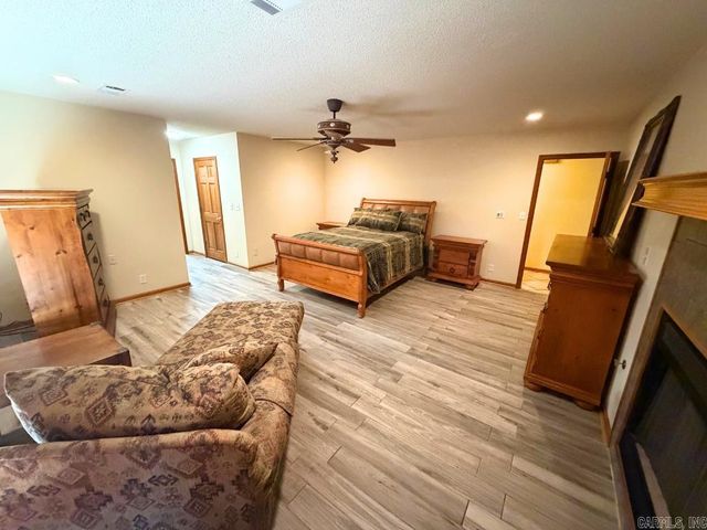 10946 Plantation Lake Road, Scott, AR 72142