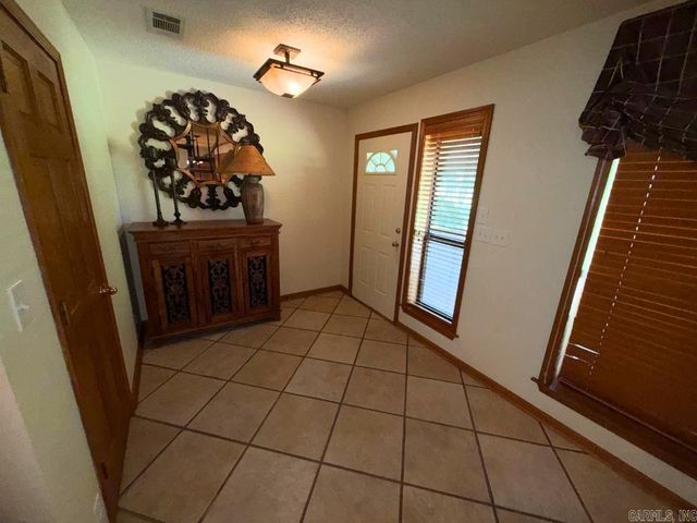 10946 Plantation Lake Road, Scott, AR 72142